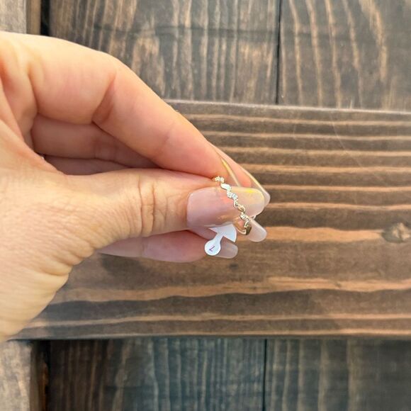 Elegant 14K Gold Plated Twisted Zirconia Ring - Picture 7 of 11